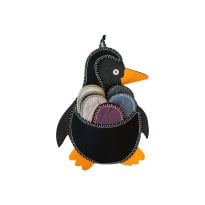 gift slippers 5 pcs /pinguine one size black