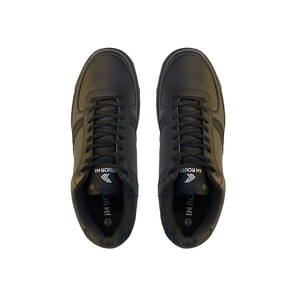 Men sneakers 40-44 black
